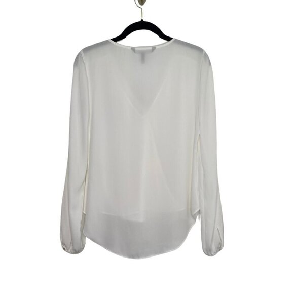 NWT - WHBM Short Front Long Back Ruffled V-Neck Blouse with Eyelets, 2 #262 - Picture 7 of 16